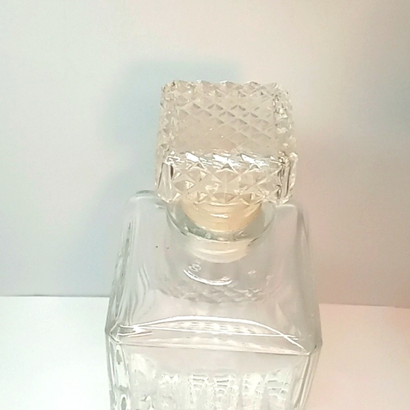 Vintage Epure clear glass whiskey decanter, with diamond point design. No flaws - Picture 3 of 6